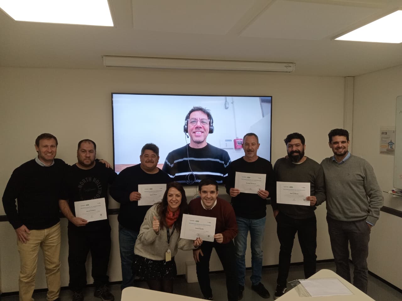 Reconocimiento a los Referentes de Transformación IA · Danone